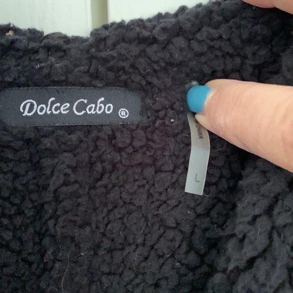 NWOT FAUX LEATHER VEST WITH FAUX FUR - Picture 3 of 5